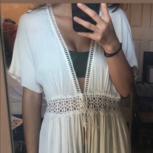 white maxi cover up - Picture 2 of 5